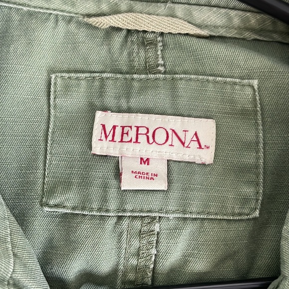 Women’s light green jacket size Medium - Picture 2 of 4